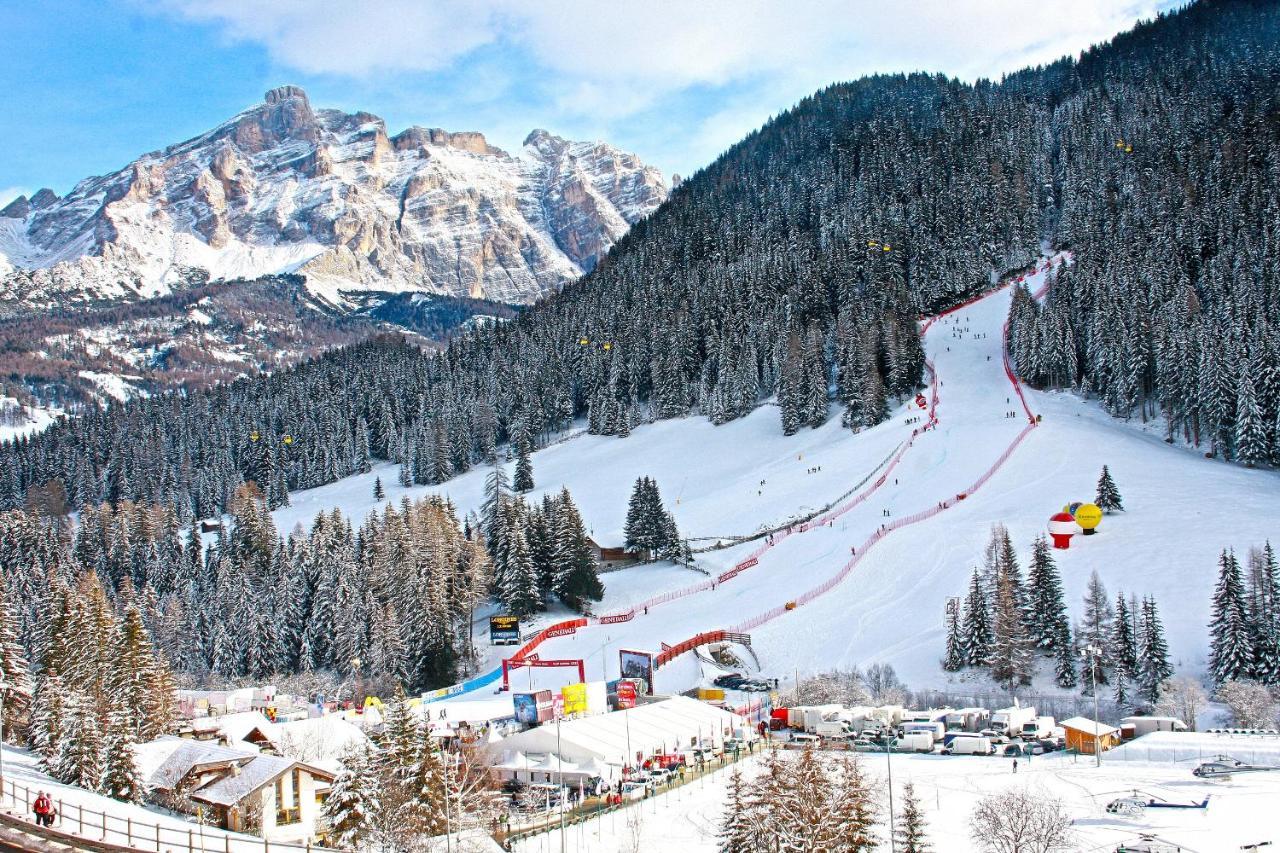 Hotel Dolomiti Ла Вилла Экстерьер фото